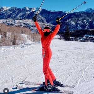 Stunning Bogner 3 in 1 jumpsuit- Snow Pants & Jacket turn into a full ski suit